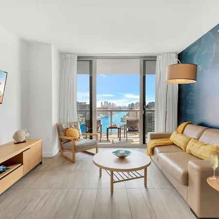 Ferienwohnung Infinite View, Balcony With Gym And Amazing Pool